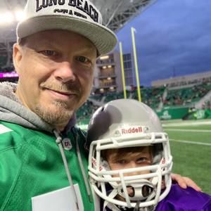 Meet your Posher, Kelly